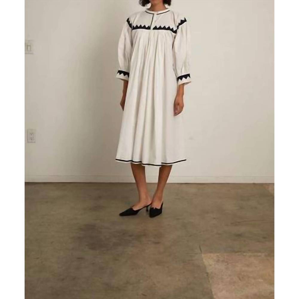 NEW NIKKI CHASIN twirling dress in white - Picture 2 of 5